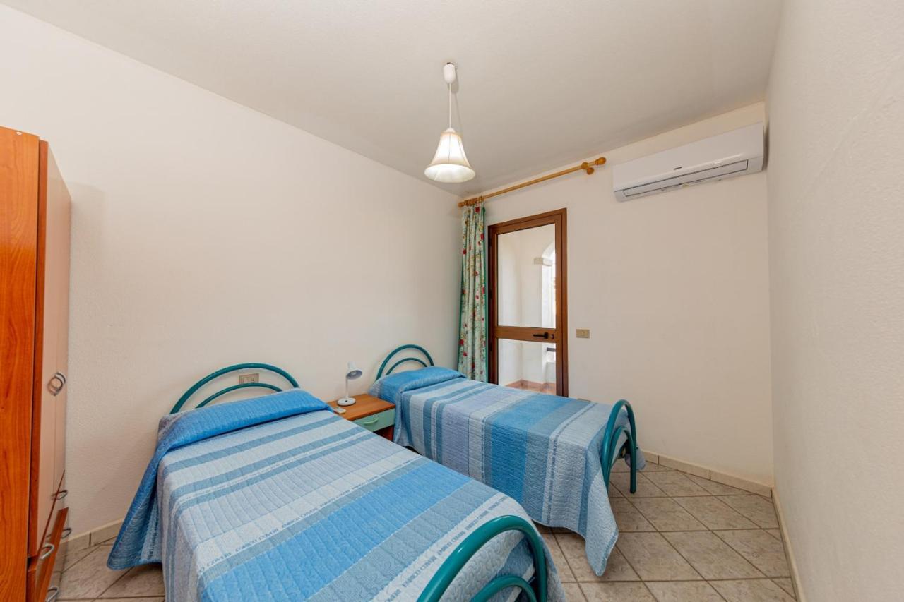 Appartamento Residenziale Trilocale 6 Posti Letto Via Sardegna San Teodoro San Teodoro  Exteriör bild