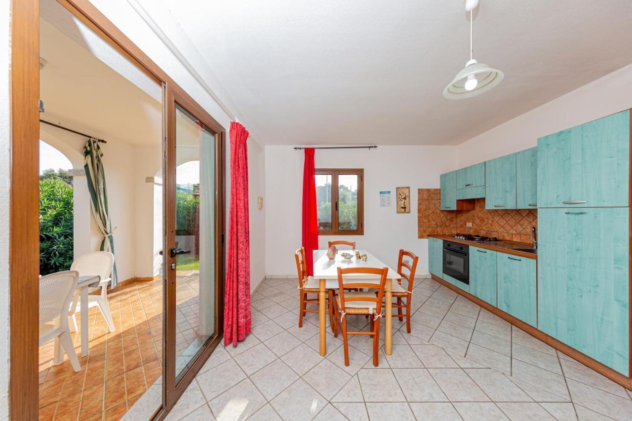Appartamento Residenziale Trilocale 6 Posti Letto Via Sardegna San Teodoro San Teodoro  Exteriör bild
