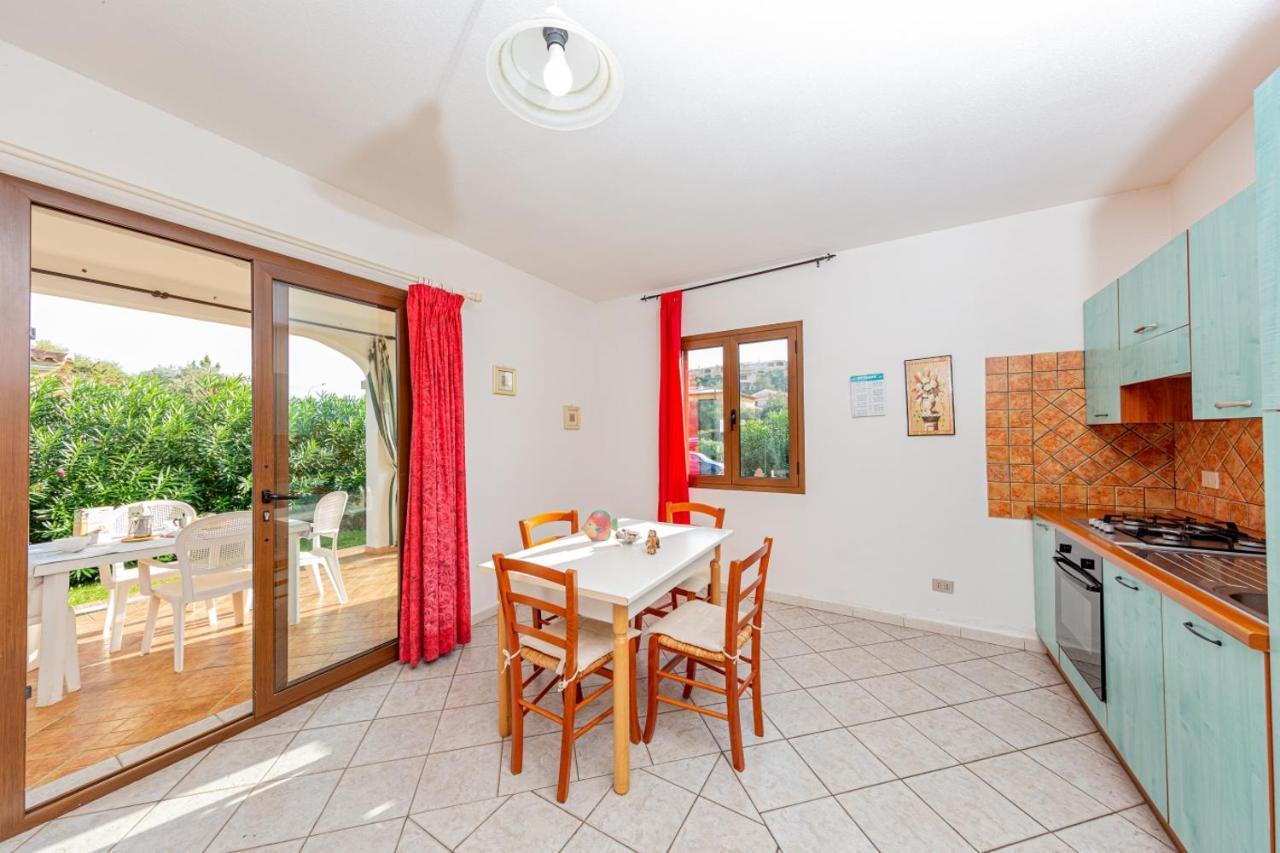 Appartamento Residenziale Trilocale 6 Posti Letto Via Sardegna San Teodoro San Teodoro  Exteriör bild