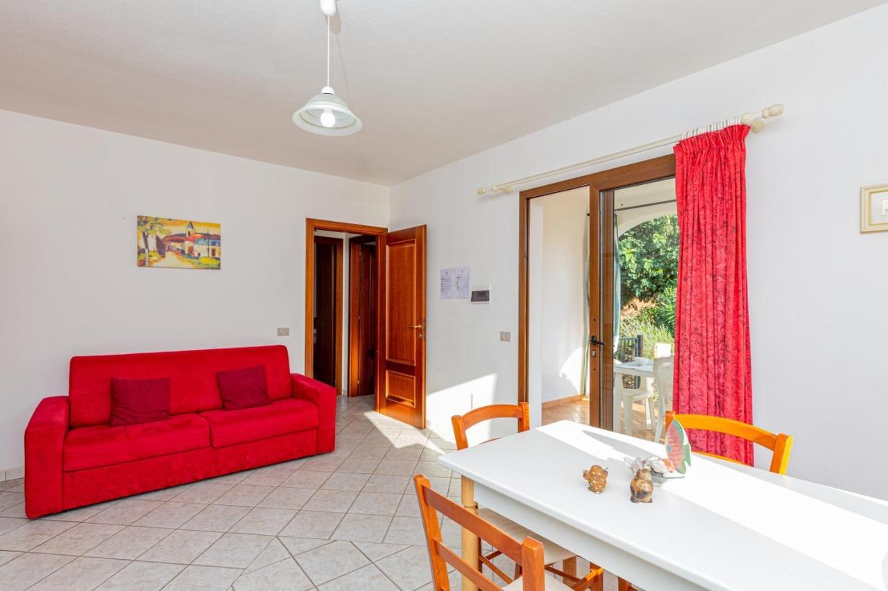 Appartamento Residenziale Trilocale 6 Posti Letto Via Sardegna San Teodoro San Teodoro  Exteriör bild